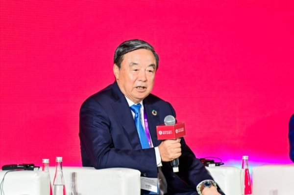 股票十倍杠杆 马蔚华：需建立多层次支持科技创新的融资结构